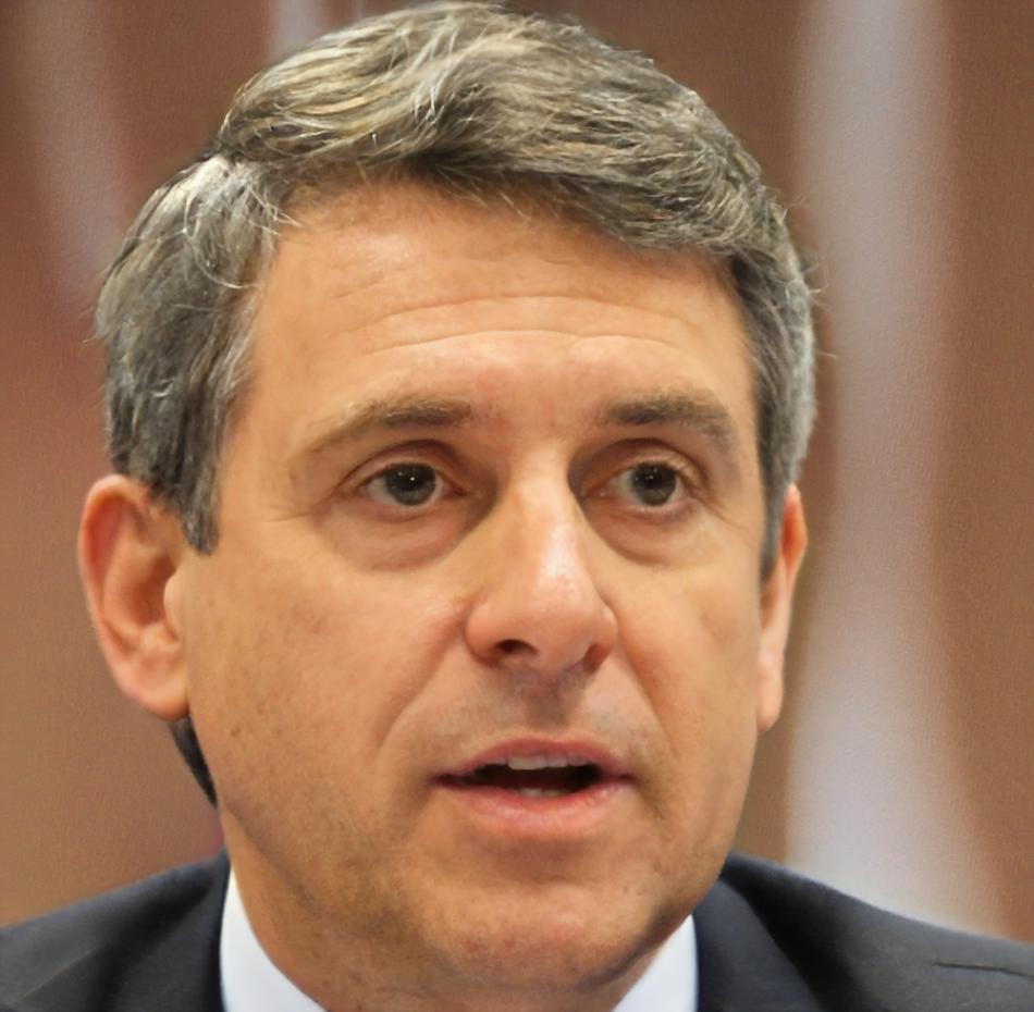 Portrait von Vertriebsleiter Oskar Reinhardt